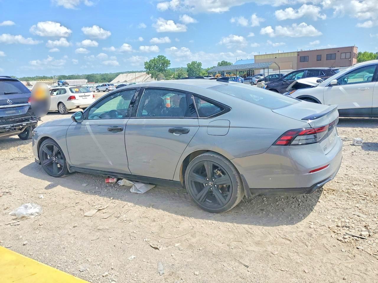 2024 Honda Accord Hybrid Sport-L - Image 2
