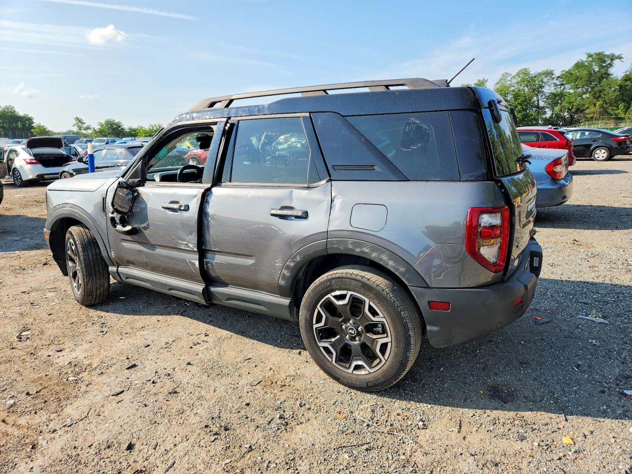 2025 Ford Bronco Sport Outer Banks - Image 2