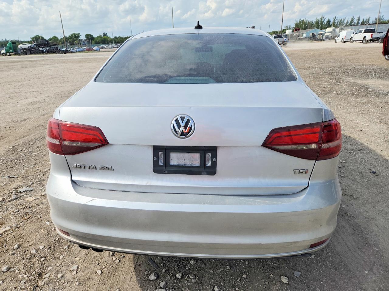 2016 Volkswagen Jetta Sel - Фото 6
