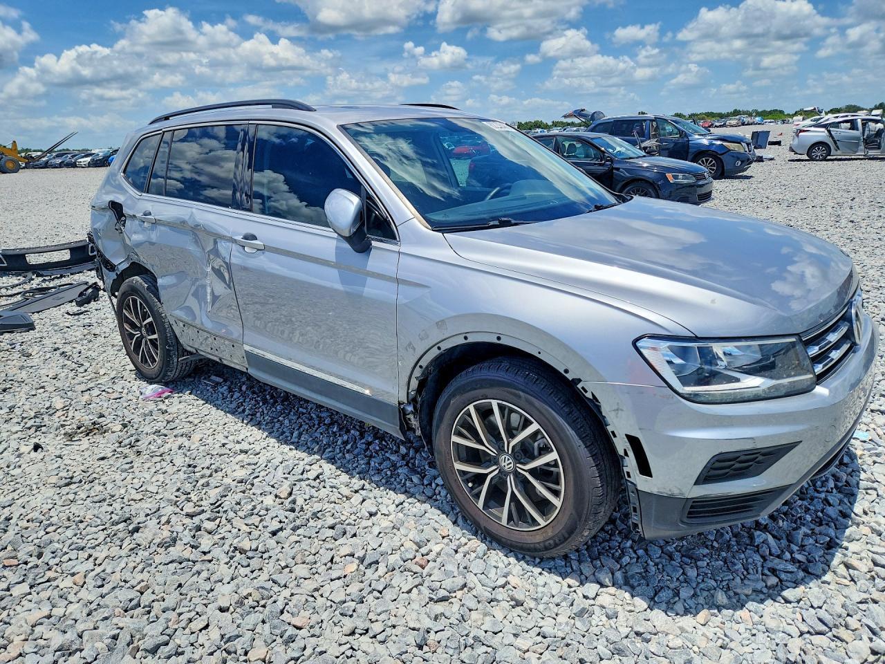 2021 Volkswagen Tiguan Se/Se R-Line Black/Sel - Фото 4