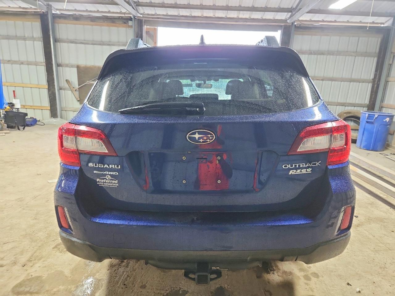 2017 Subaru Outback 2.5I Premium - Image 6