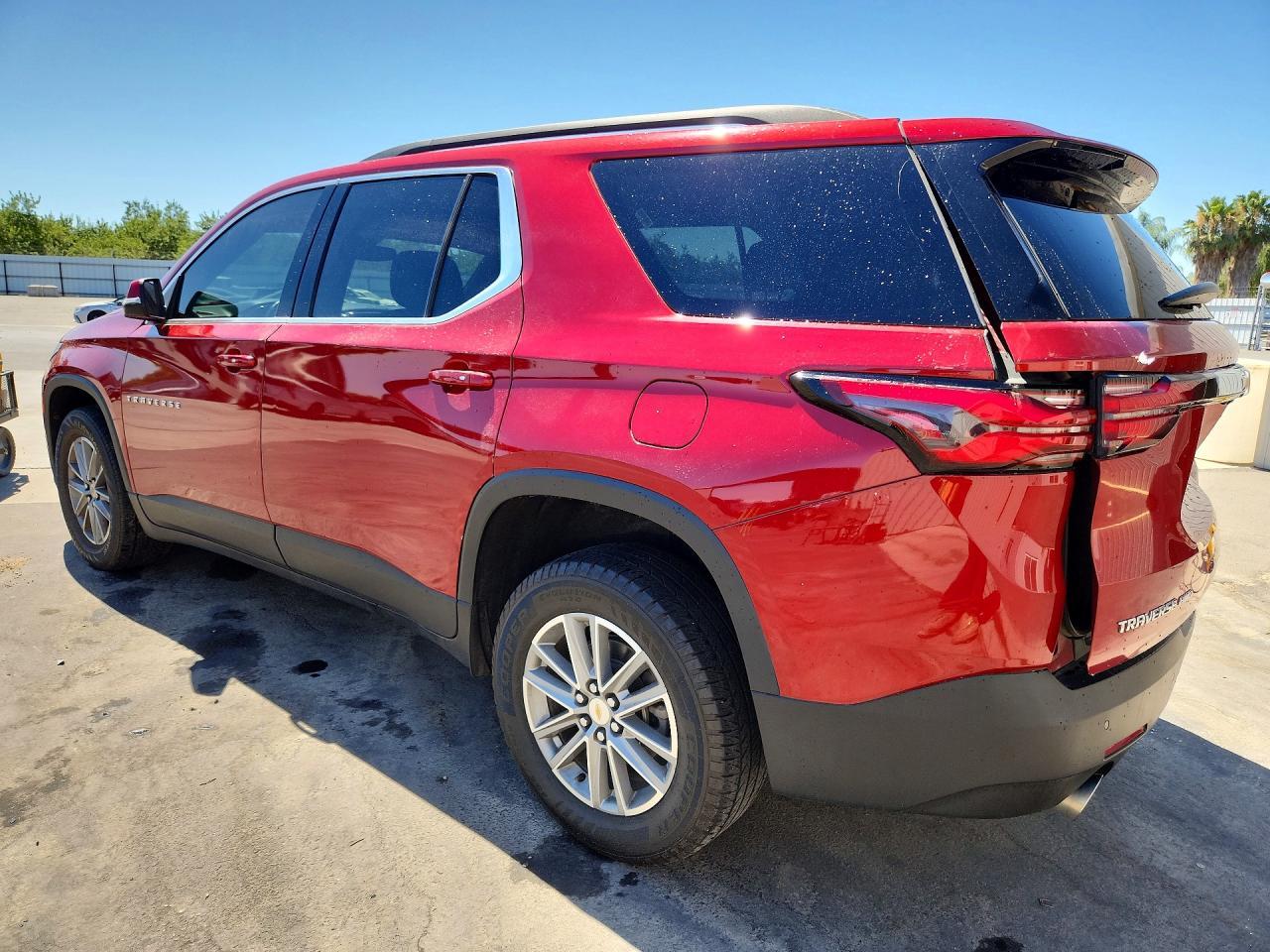 2023 Chevrolet Traverse Lt - Image 2