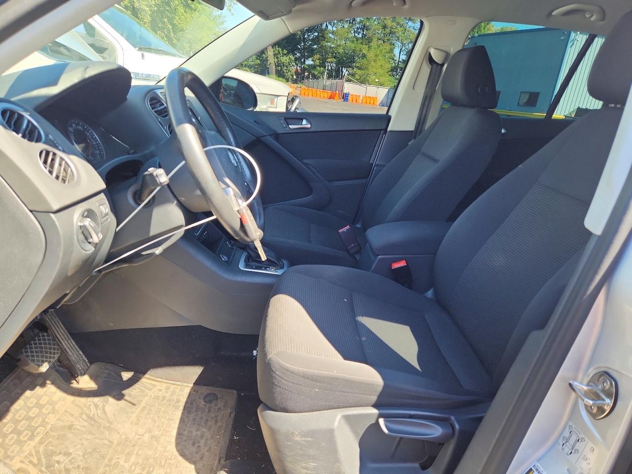 2017 Volkswagen Tiguan S - Image 7