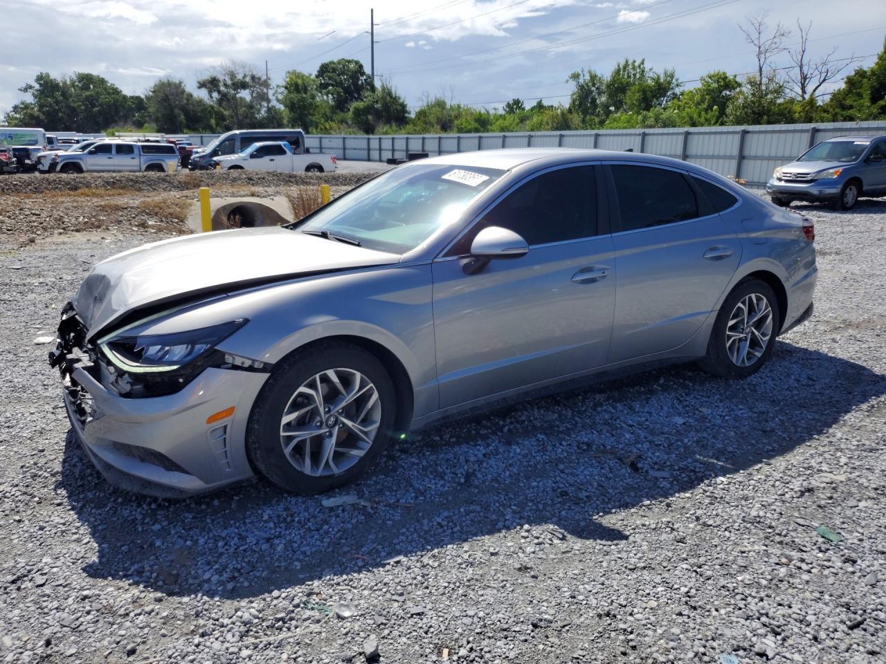 2022 Hyundai Sonata Sel