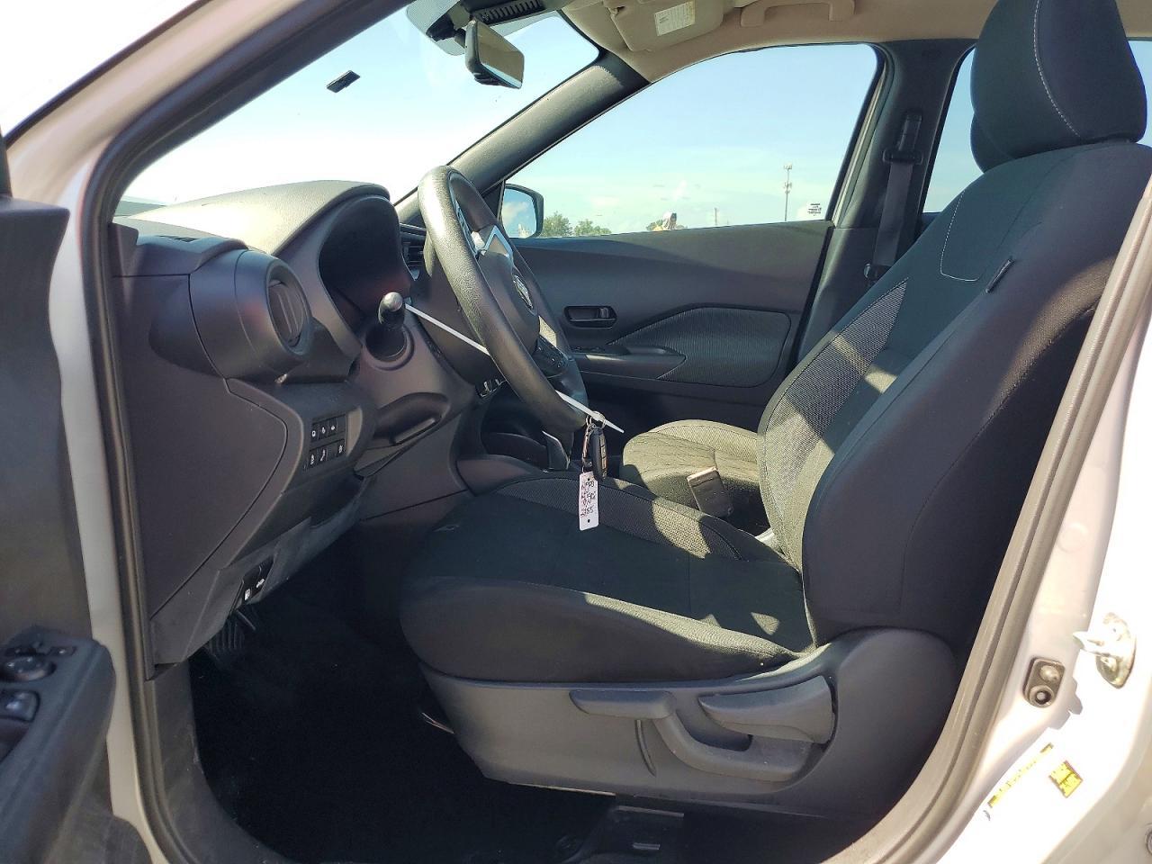 2020 Nissan Kicks S - Image 7