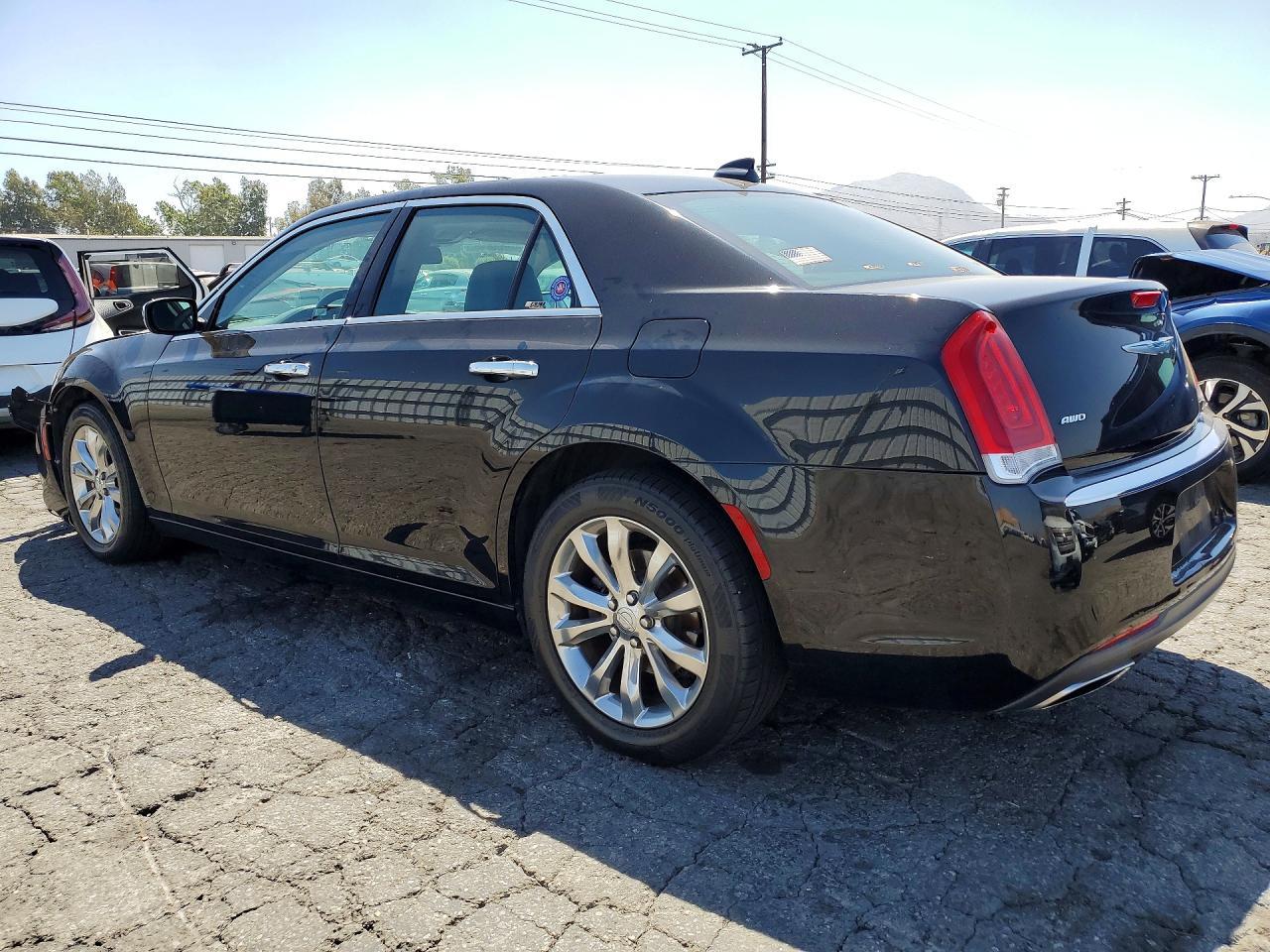 2020 Chrysler 300 Limited - Image 2