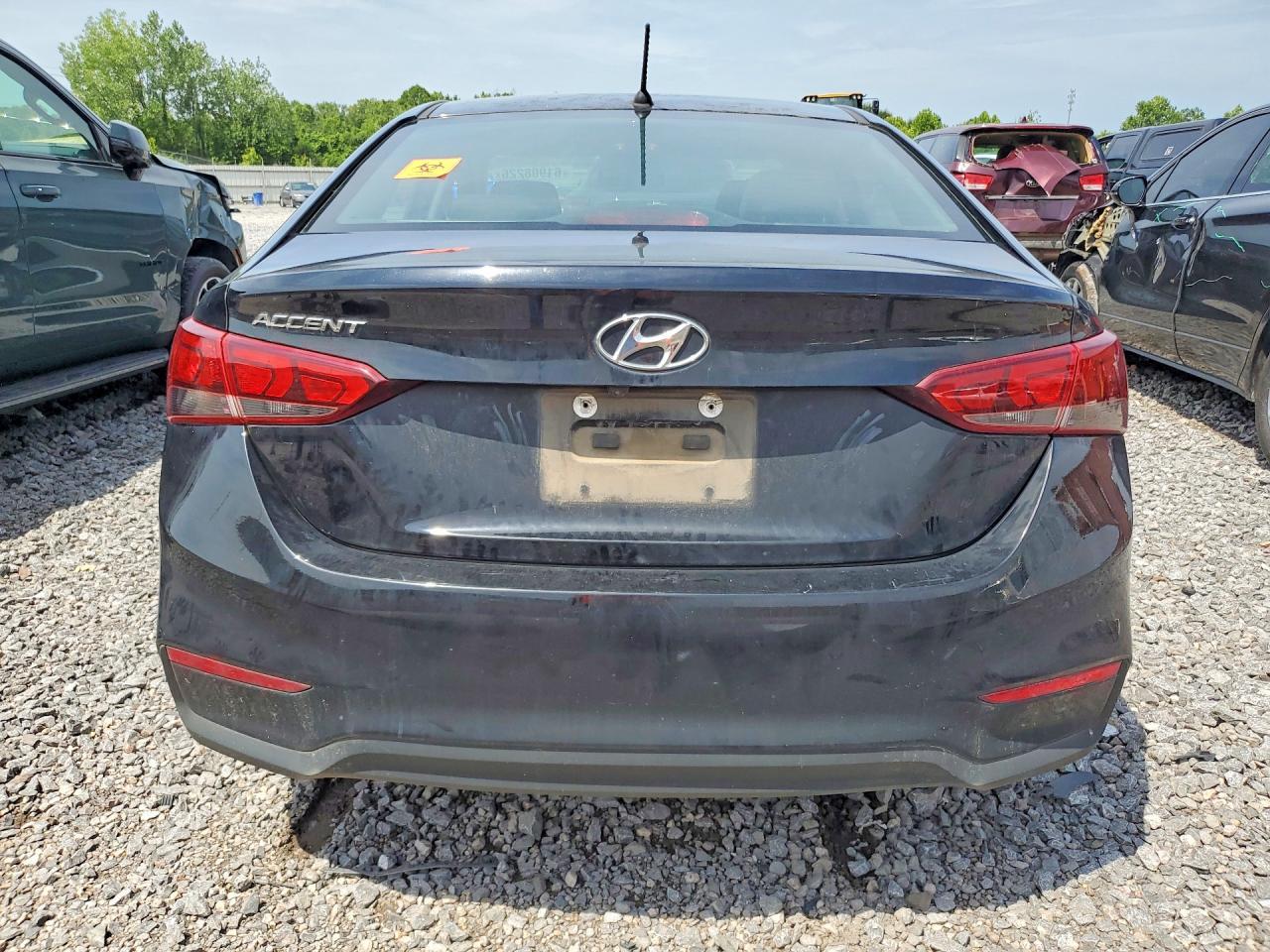 2021 Hyundai Accent Se - Image 6