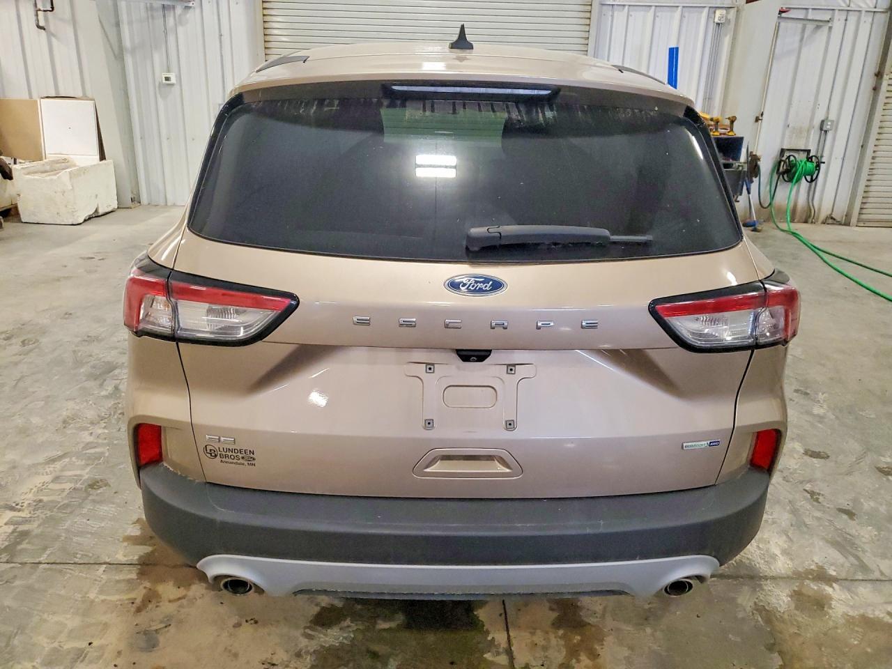2020 Ford Escape Se - Фото 6