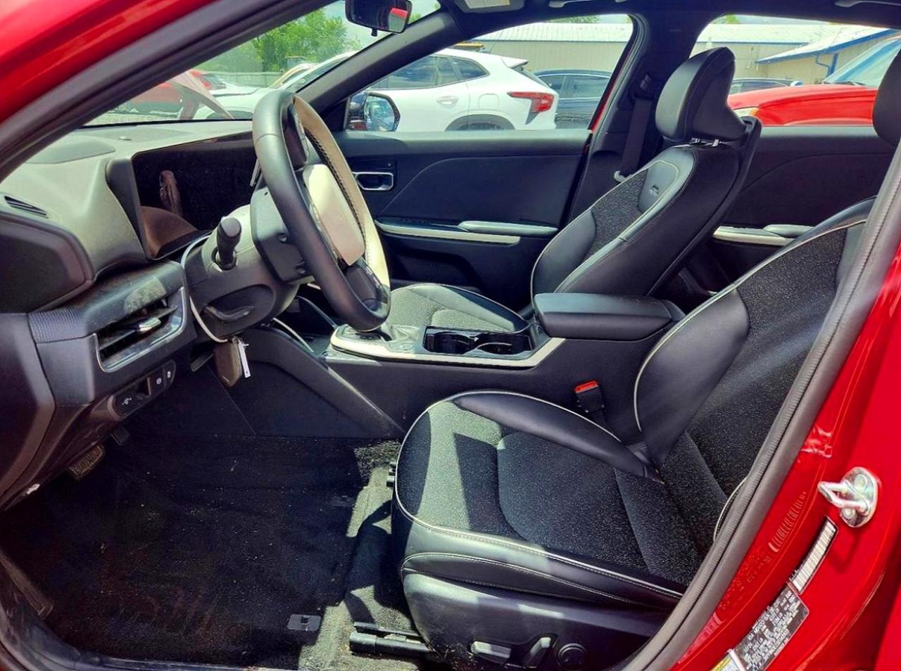 2025 Kia K4 Gt Line - Image 7