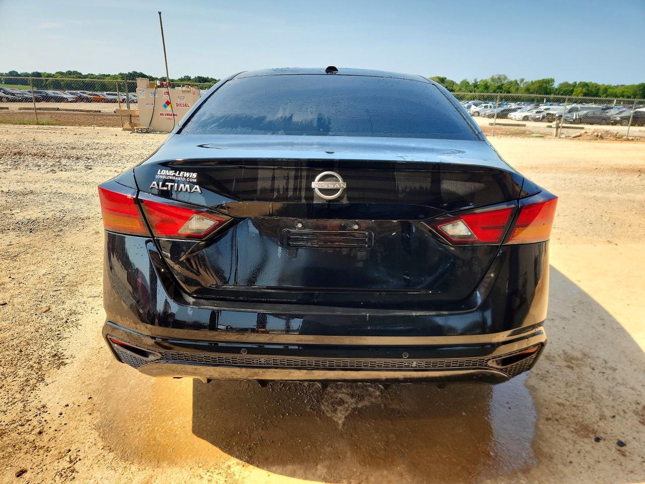 2025 Nissan Altima Sv - Image 6