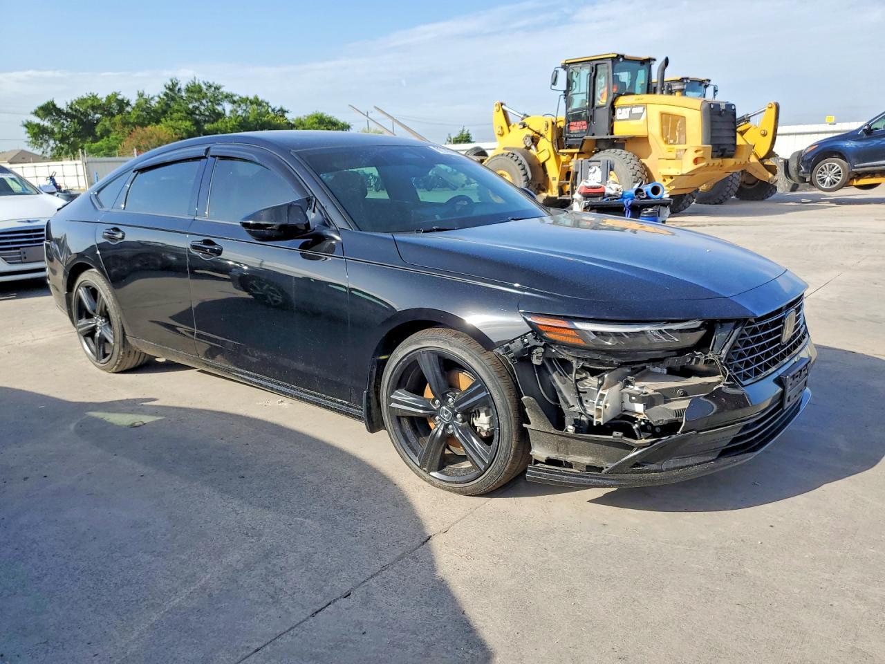 2023 Honda Accord Hybrid Sport-L - Image 4