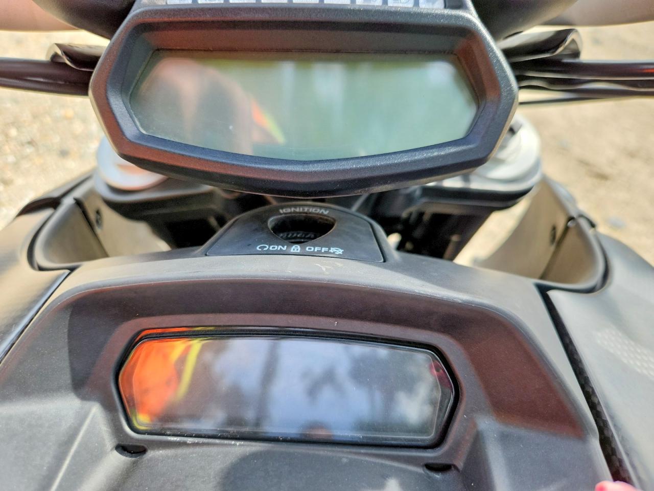 2011 Ducati Diavel - Image 7