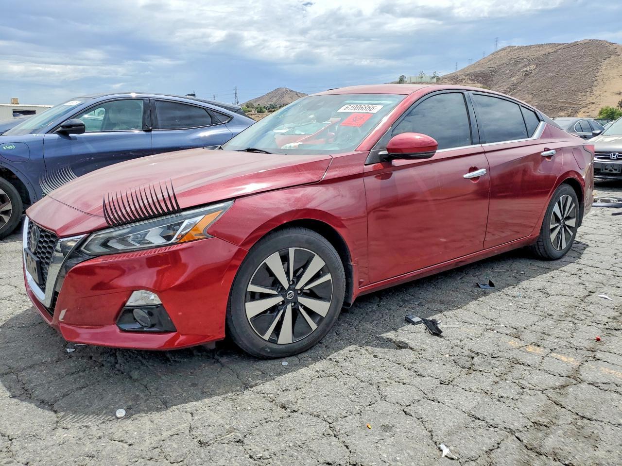 2020 Nissan Altima Sv