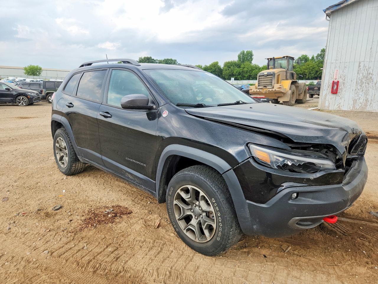 2020 Jeep Cherokee Trailhawk - Image 4