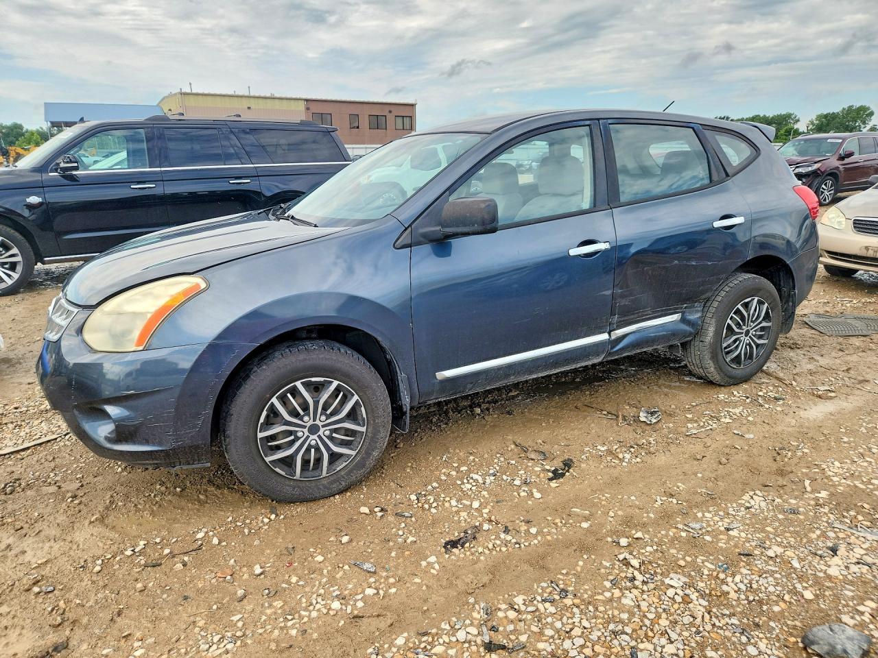 2013 Nissan Rogue S