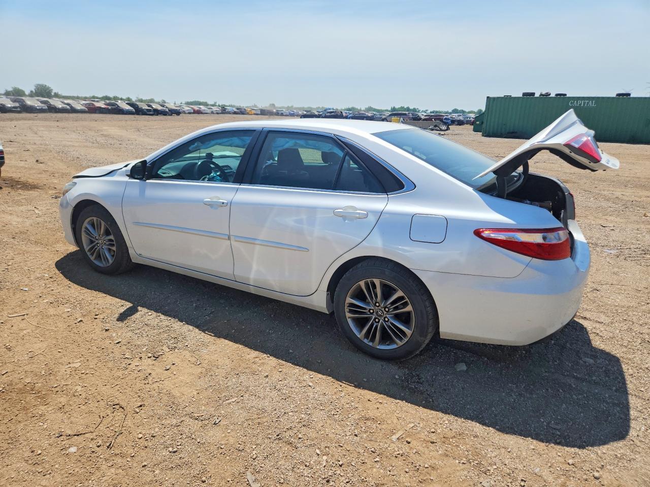 2017 Toyota Camry Se - Image 2