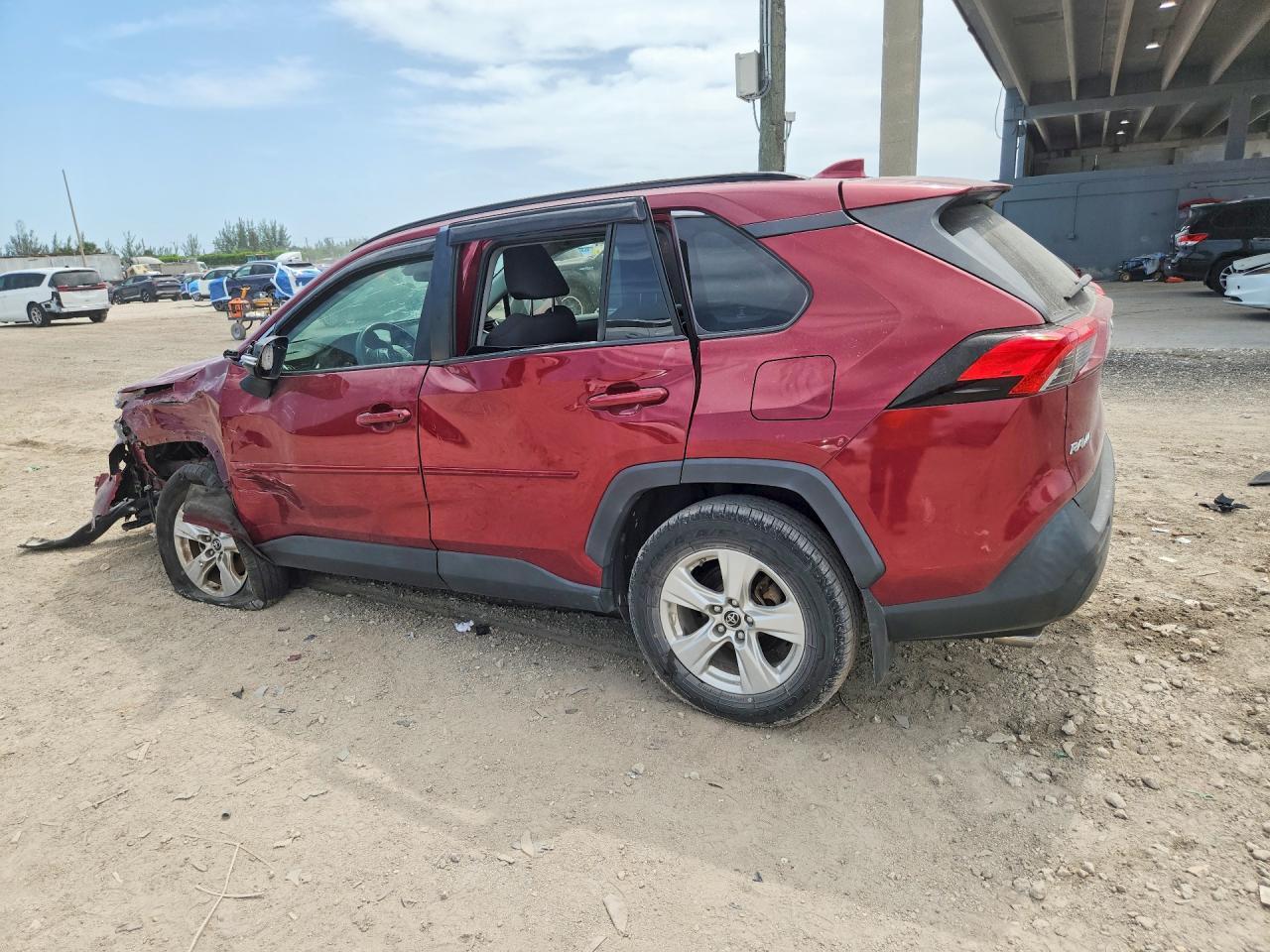 2019 Toyota Rav4 Xle - Image 2