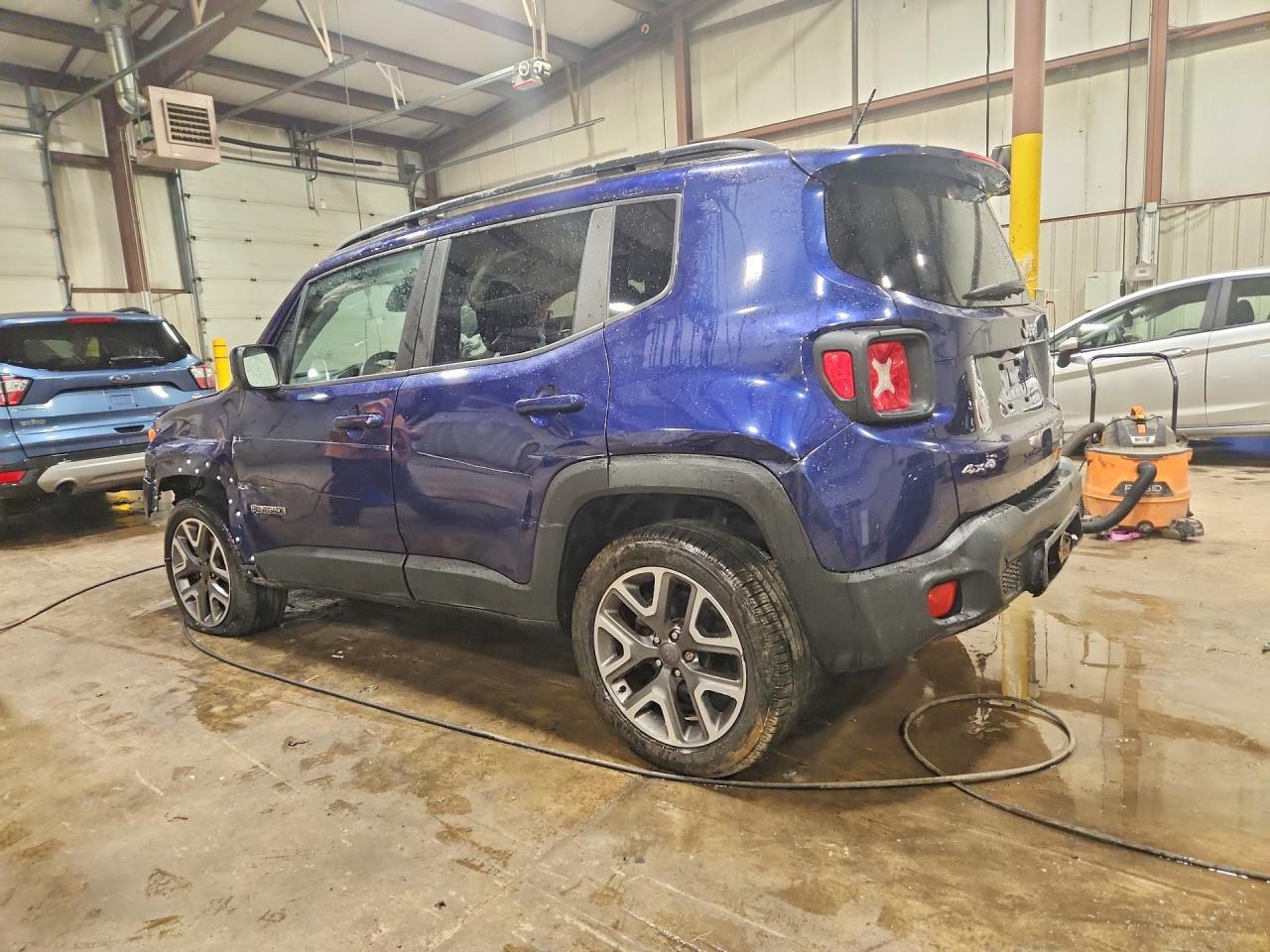 2017 Jeep Renegade Latitude - Фото 2