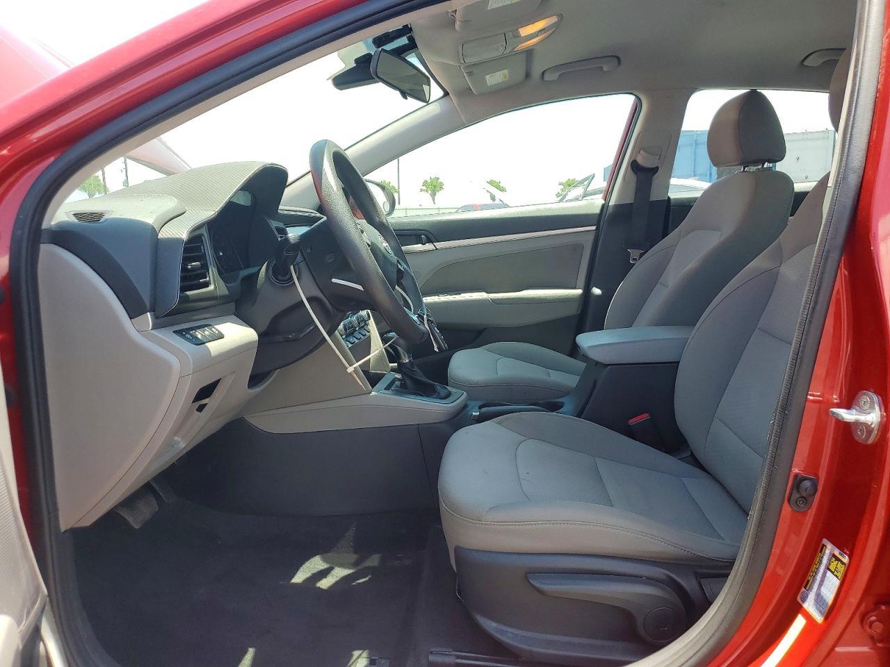 2020 Hyundai Elantra Sel - Фото 7