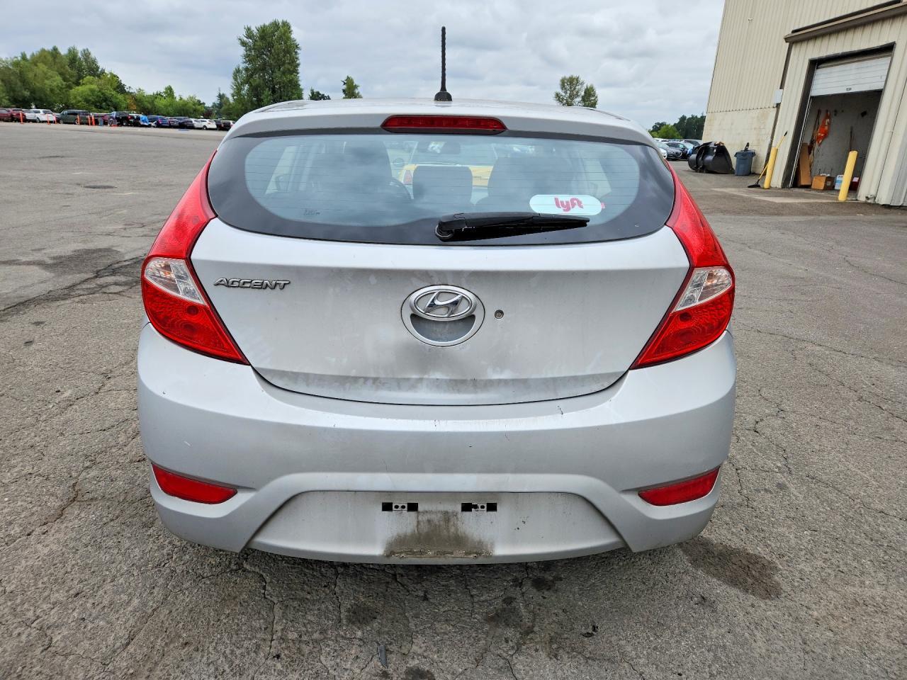 2015 Hyundai Accent - Фото 6