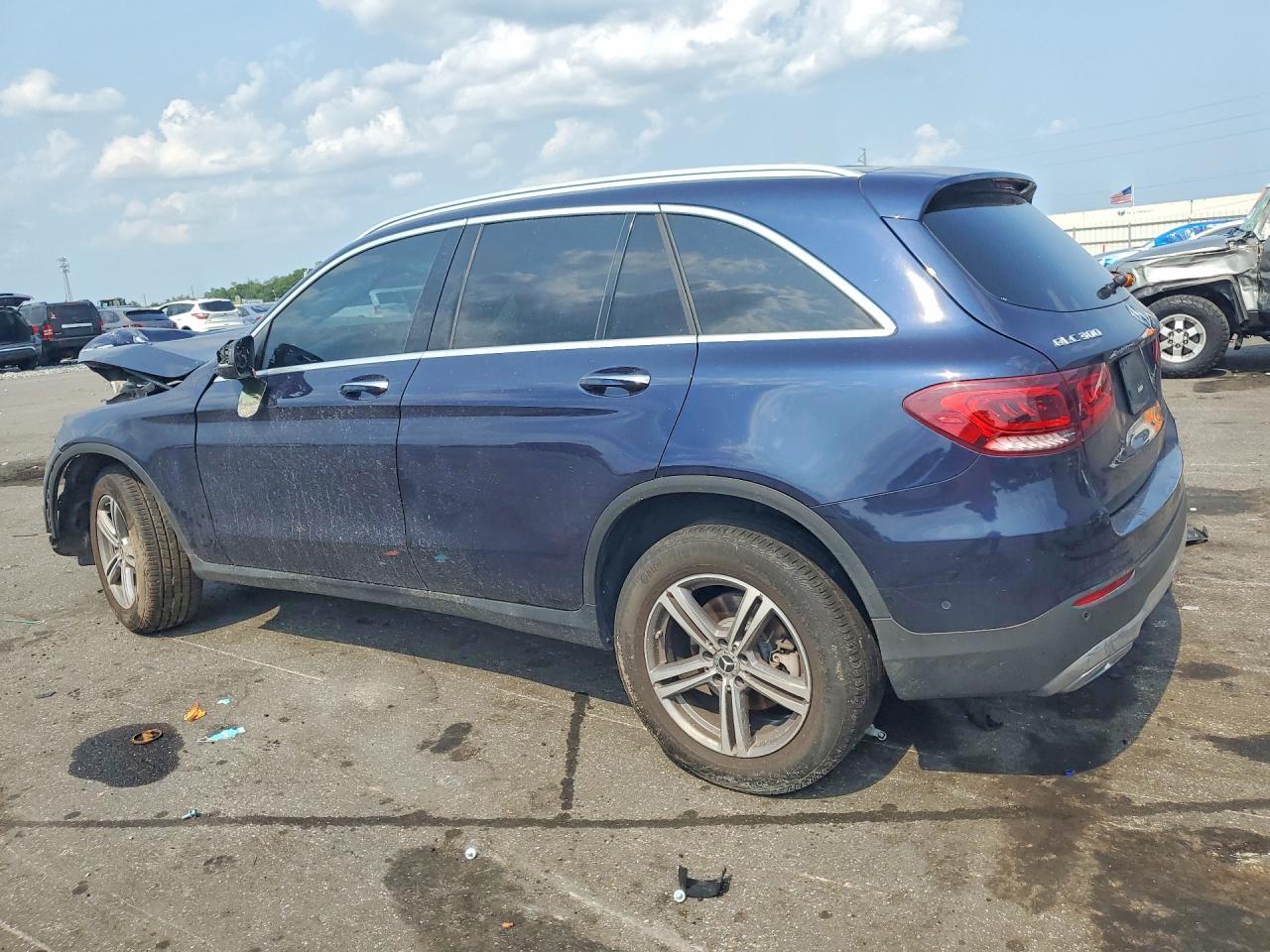 2021 Mercedes-Benz Glc 300 - Фото 2
