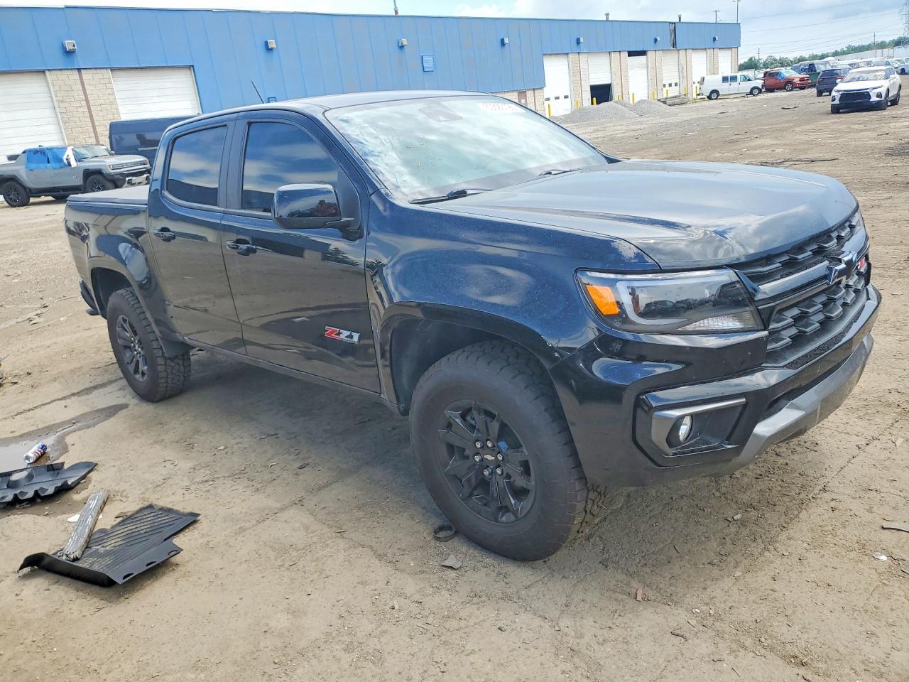 2022 Chevrolet Colorado Z71 - Image 4