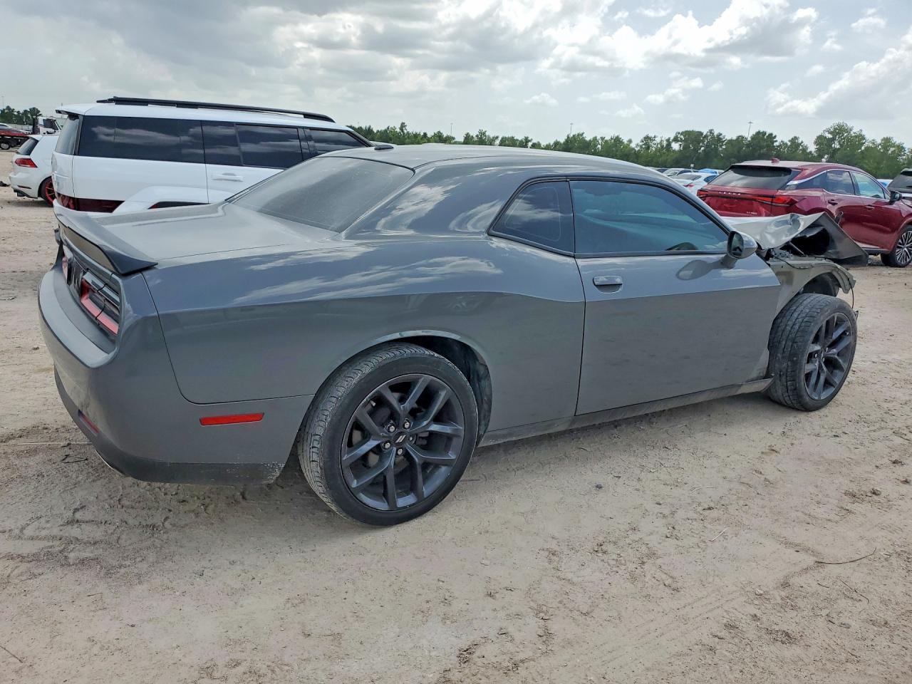 2019 Dodge Challenger Sxt - Image 3
