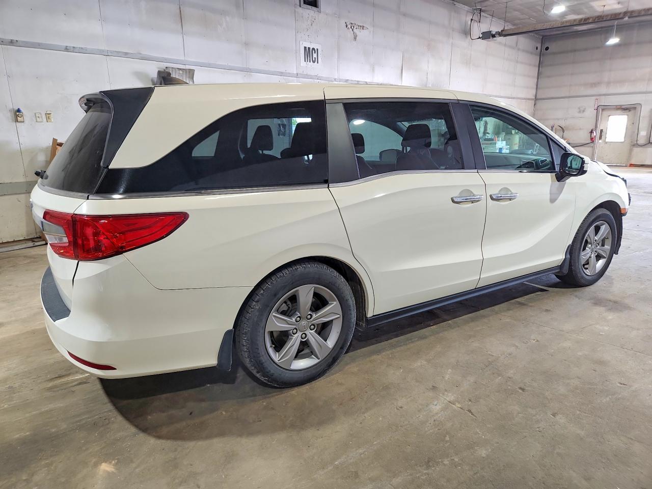 2019 Honda Odyssey Exl - Image 3
