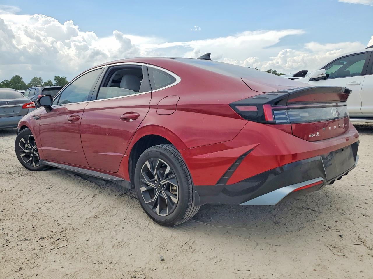 2024 Hyundai Sonata Sel - Image 2