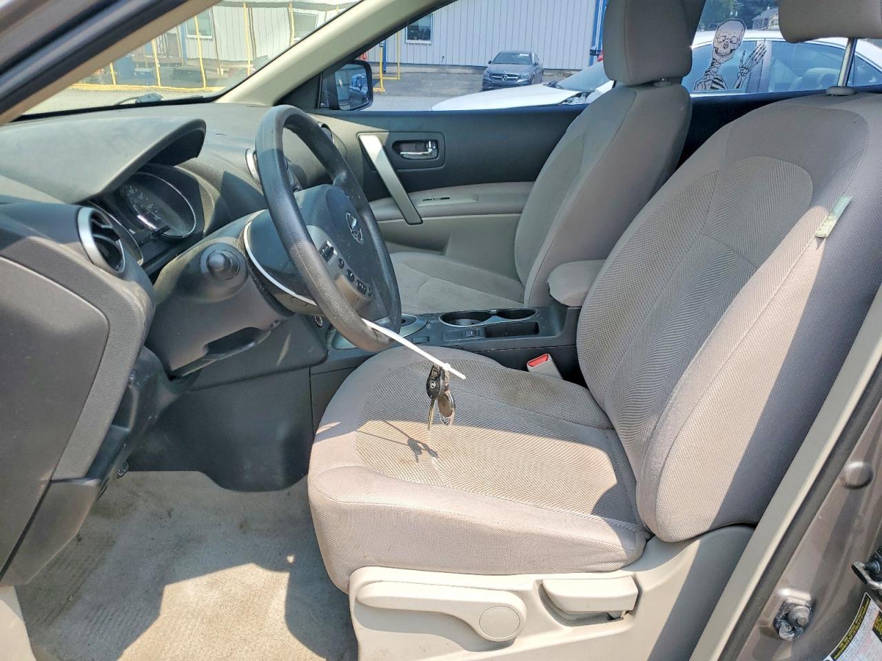 2014 Nissan Rogue Select S - Image 7