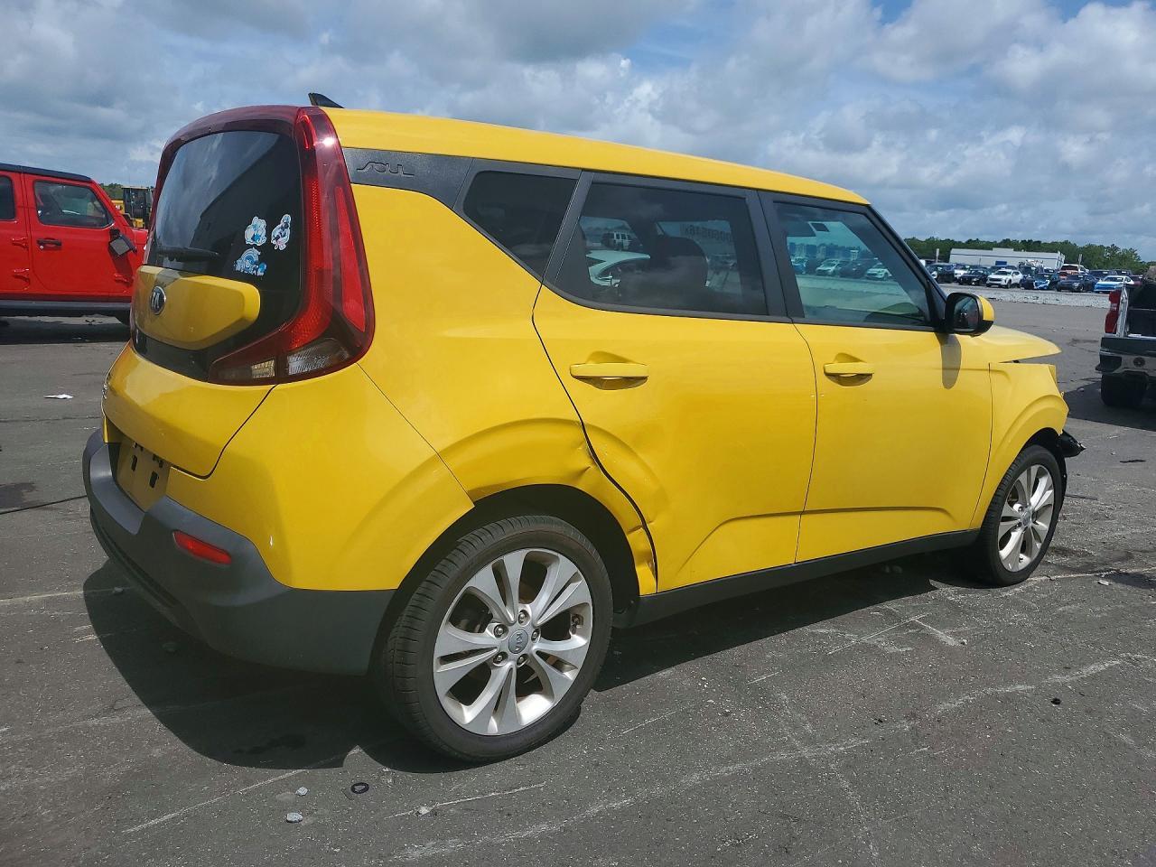 2020 Kia Soul Lx - Image 3