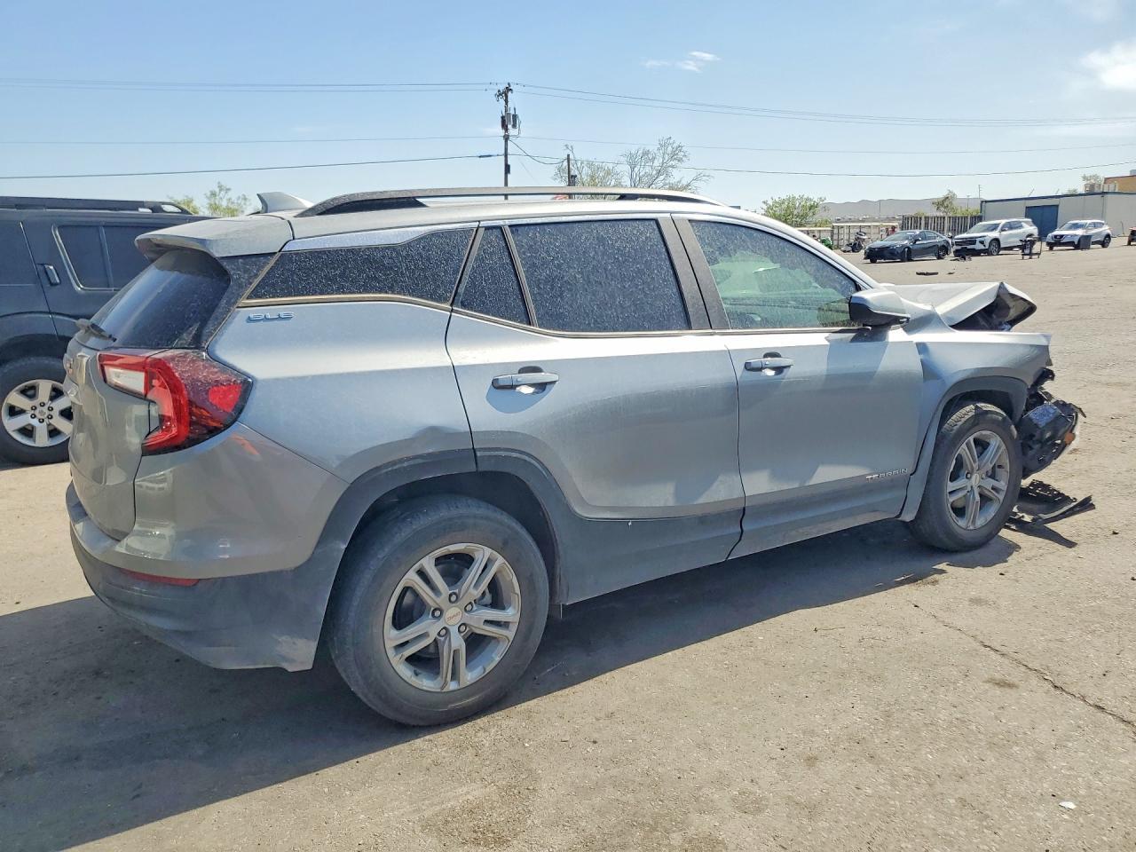 2023 GMC Terrain - Фото 3