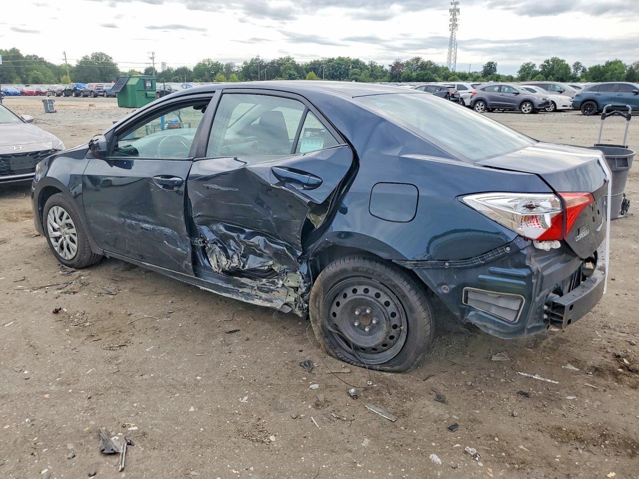 2018 Toyota Corolla Le - Фото 2