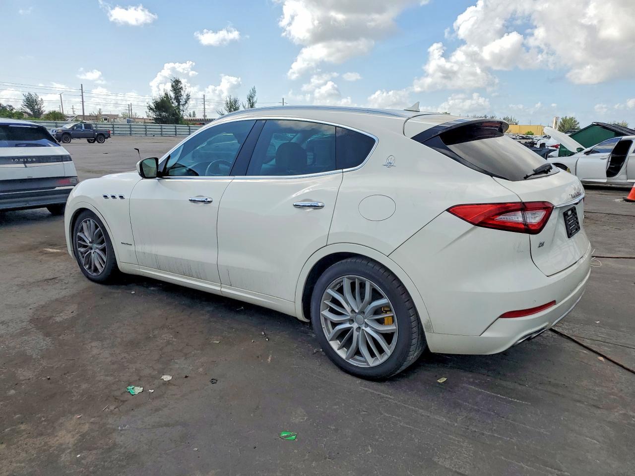 2019 Maserati Levante - Image 2