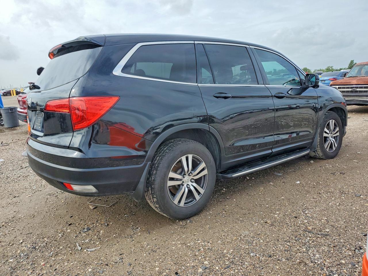 2016 Honda Pilot Exl - Image 3