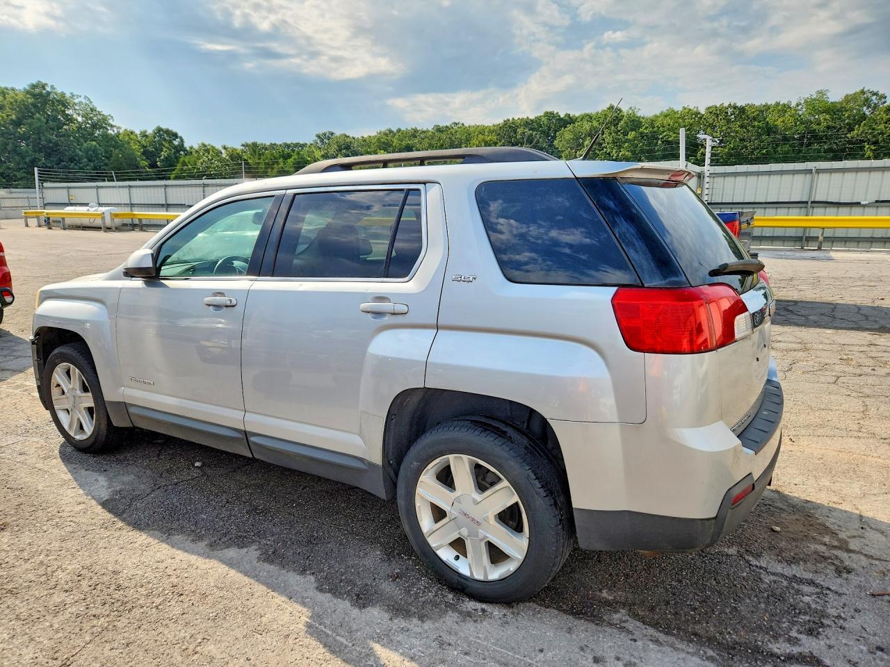 2010 GMC Terrain Slt - Фото 2