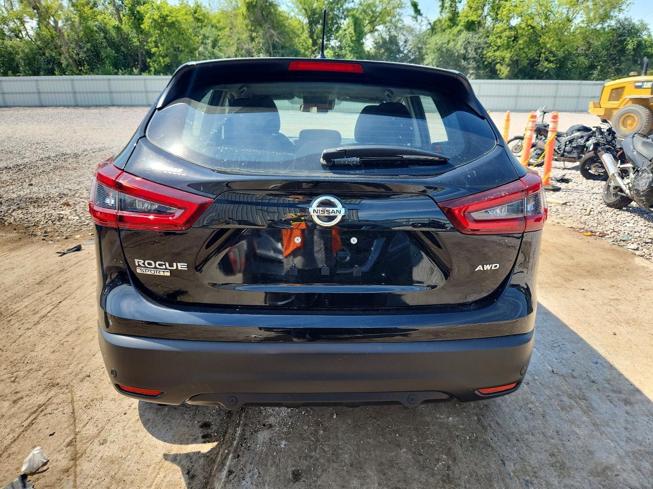 2022 Nissan Rogue Sport S - Фото 6