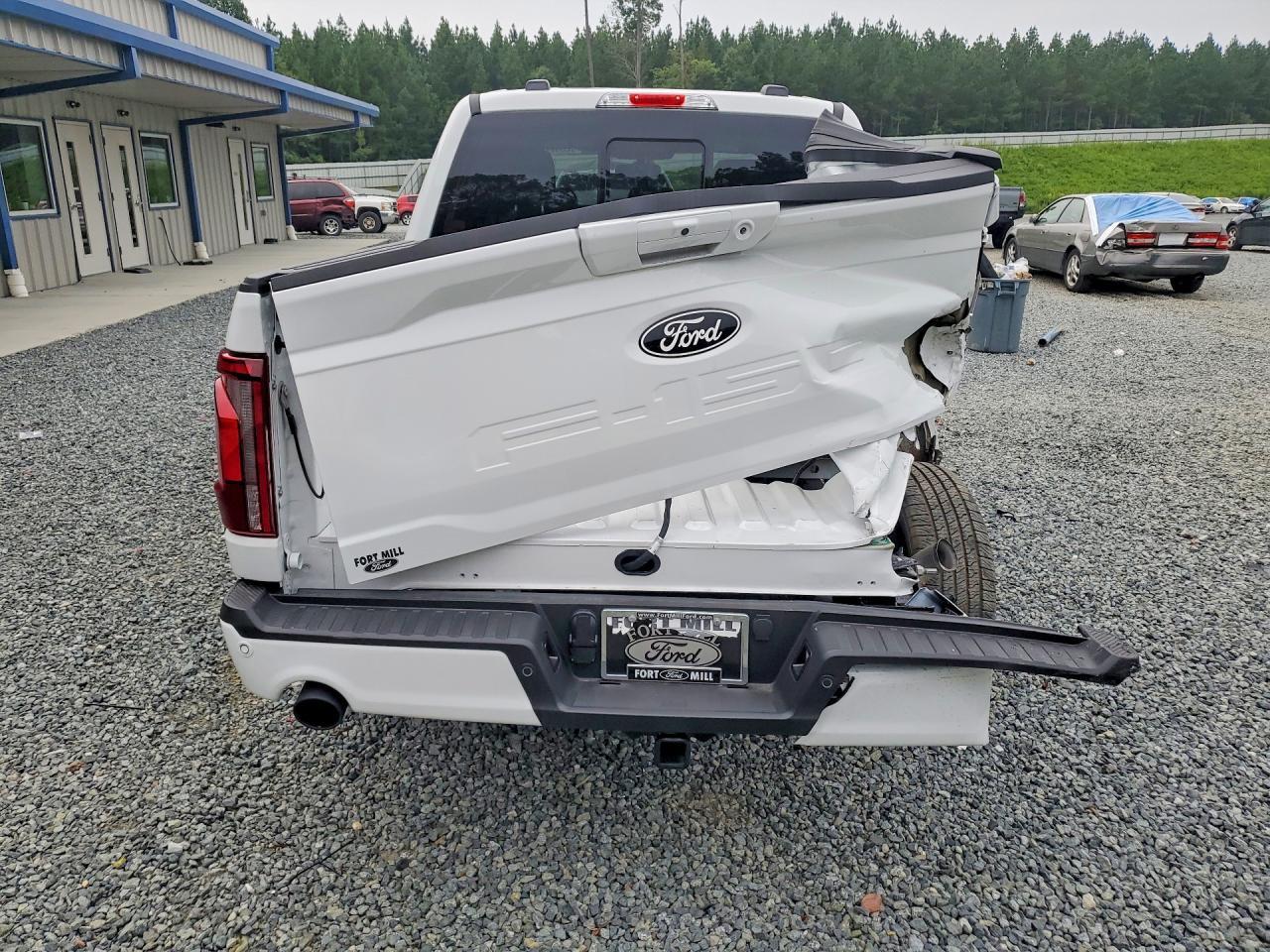 2026 Ford F150 Lariat - Фото 6