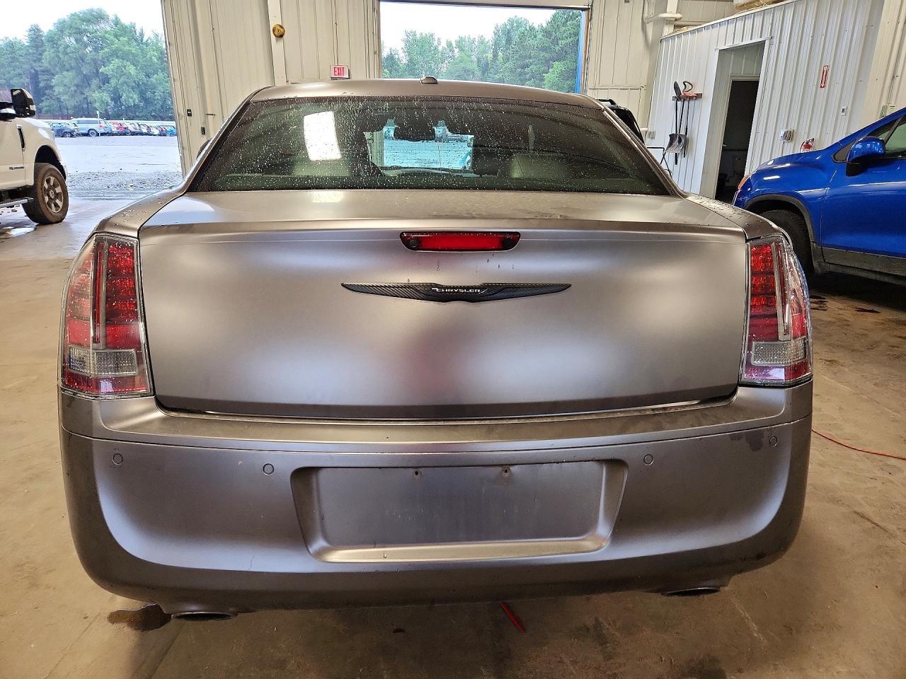 2013 Chrysler 300C - Фото 6