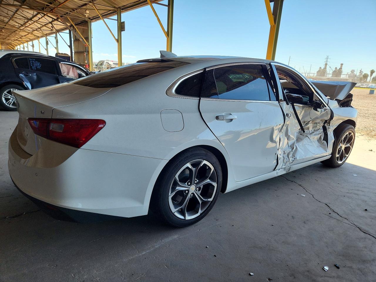 2024 Chevrolet Malibu Lt - Фото 3