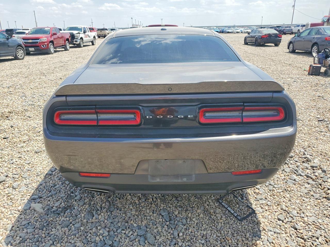2020 Dodge Challenger Sxt - Image 6