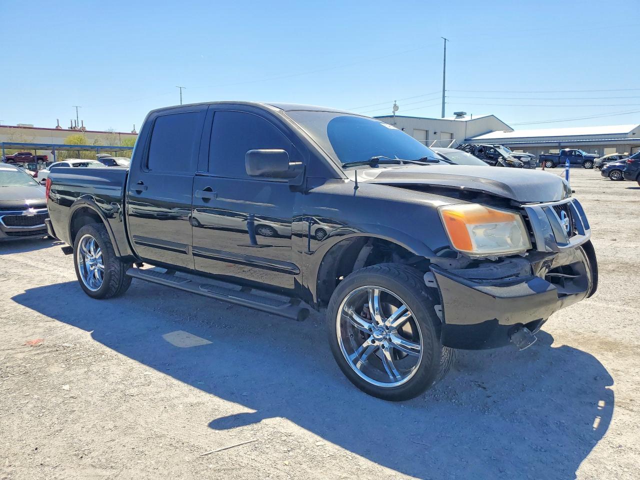 2012 Nissan Titan S - Фото 4