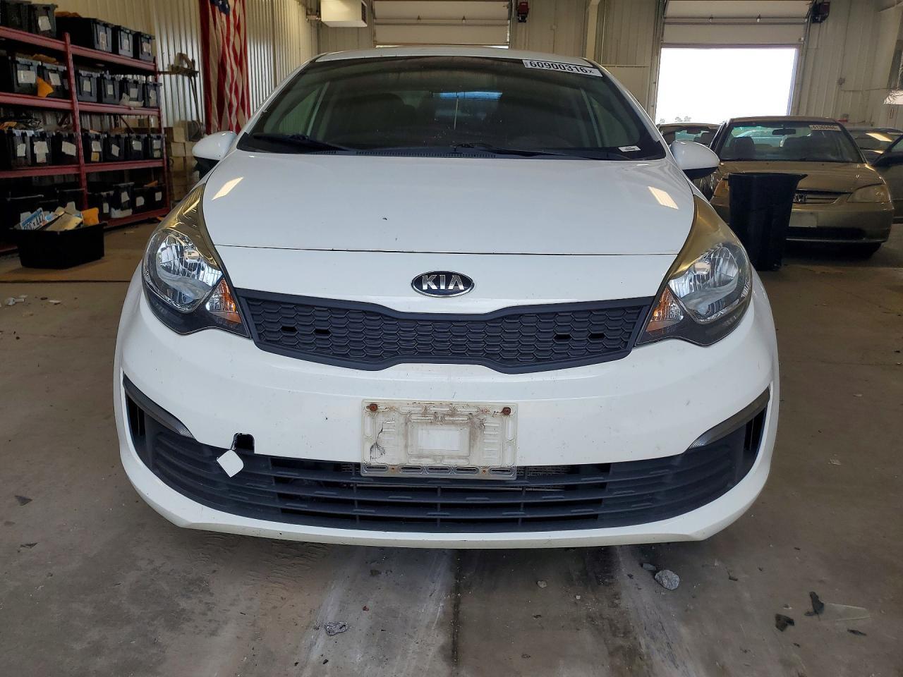 2015 Kia Rio - Image 5
