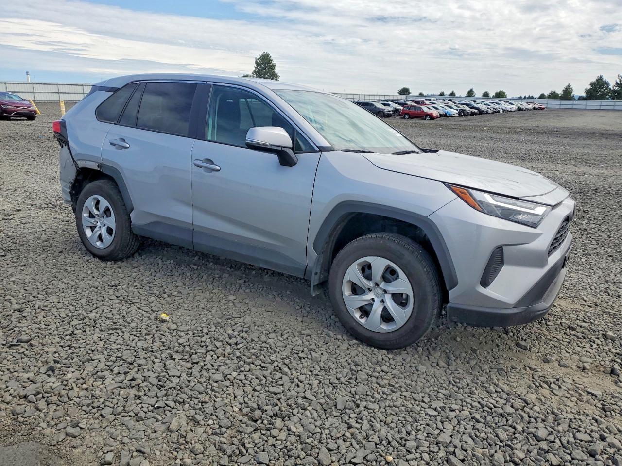2025 Toyota Rav4 Le - Image 4