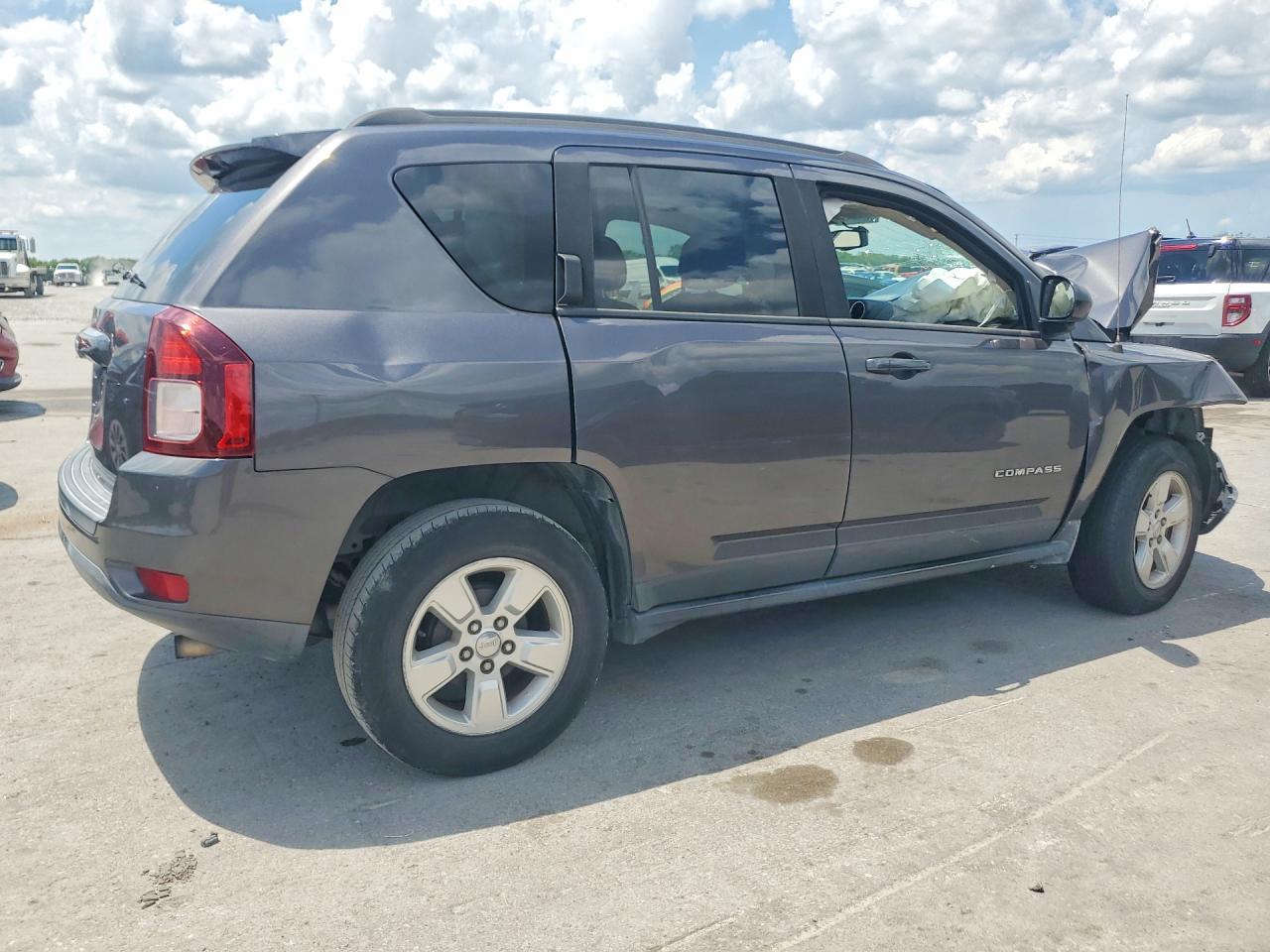 2016 Jeep Compass Sport - Image 3