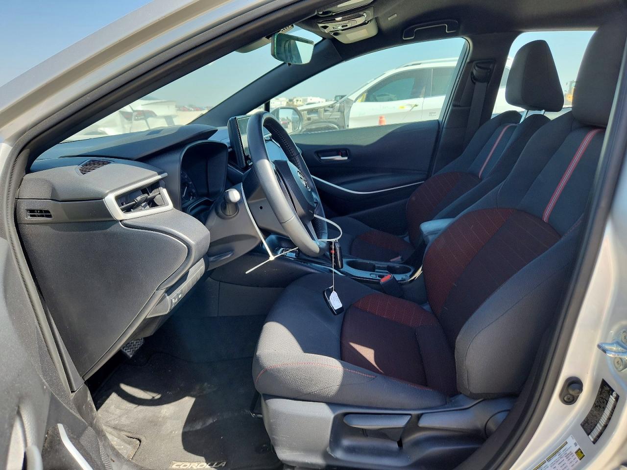 2025 Toyota Corolla Se - Фото 7