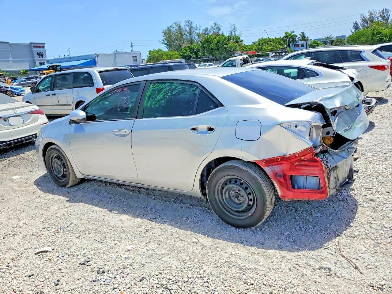 2016 Toyota Corolla L - Фото 2