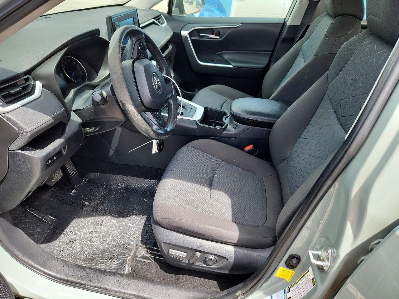 2022 Toyota Rav4 Xle - Image 7
