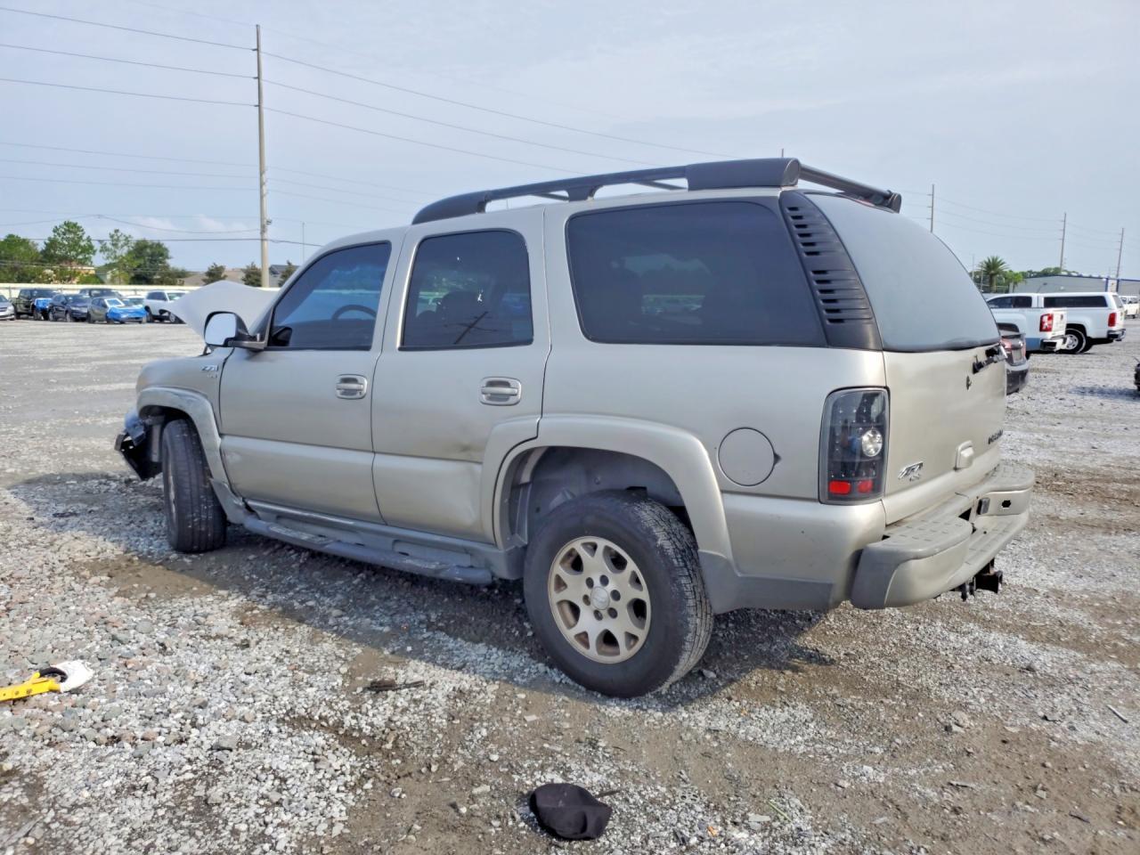 2004 Chevrolet Tahoe K1500 - Фото 2