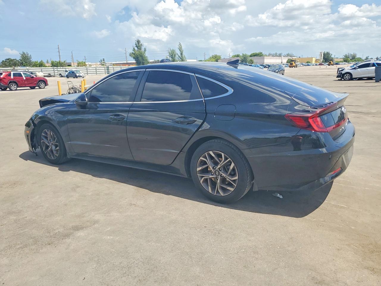 2021 Hyundai Sonata Sel - Фото 2